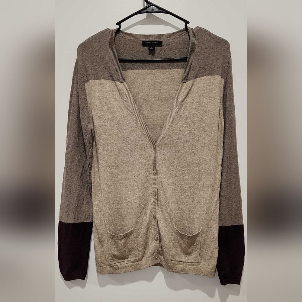 Banana Republic Gray, Brown and Burgundy Cardigan Size - Medium